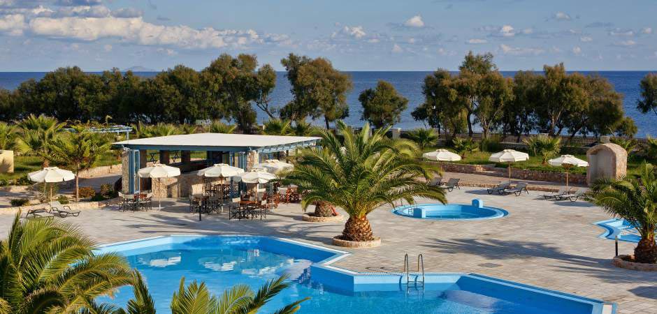 santorini hotel in perissa